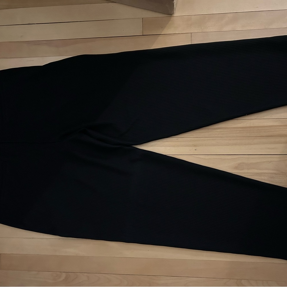 River Island London Black Plisse Smart Trousers NWOT - Picture 3 of 5